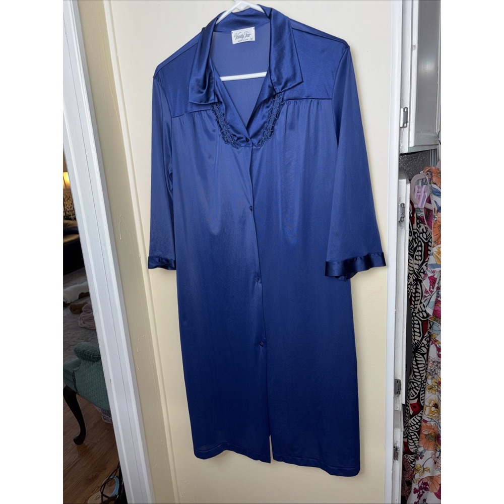 Vintage Vanity Fair Navy Silky Robe Housecoat Nightgown Made in USA Medium